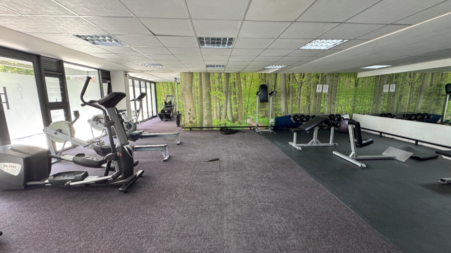 1 Bedroom Property for Sale in Zonnebloem Western Cape